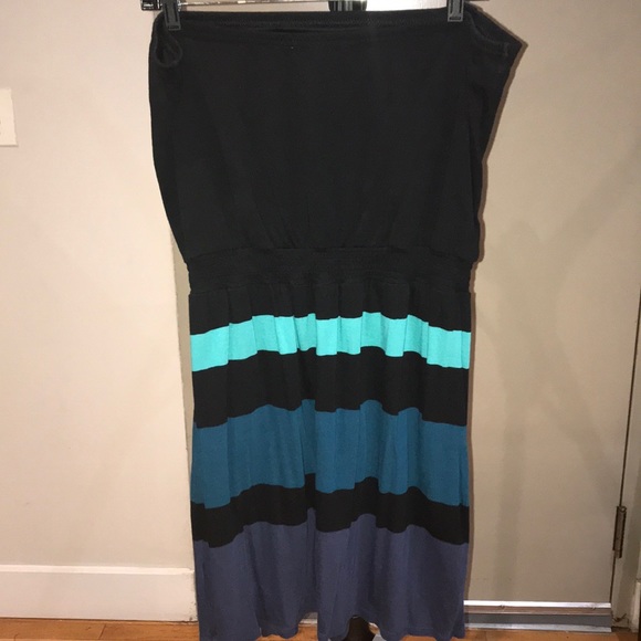 Banana Republic Strapless Dress - Picture 2 of 2
